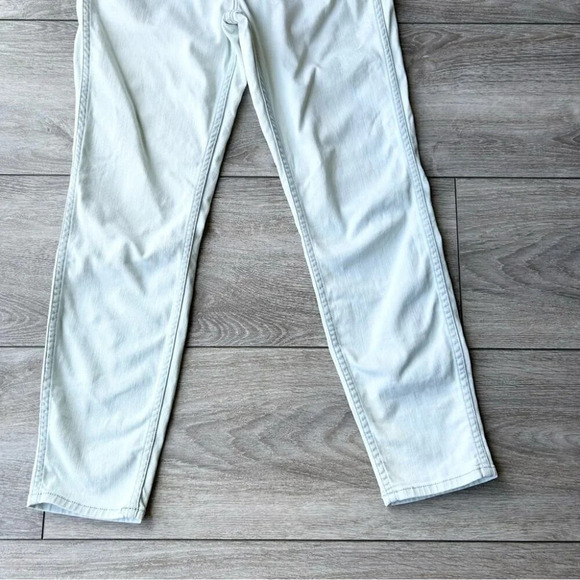 J BRAND Nirvana Sky Cropped Mid Rise Jeans - Picture 6 of 16